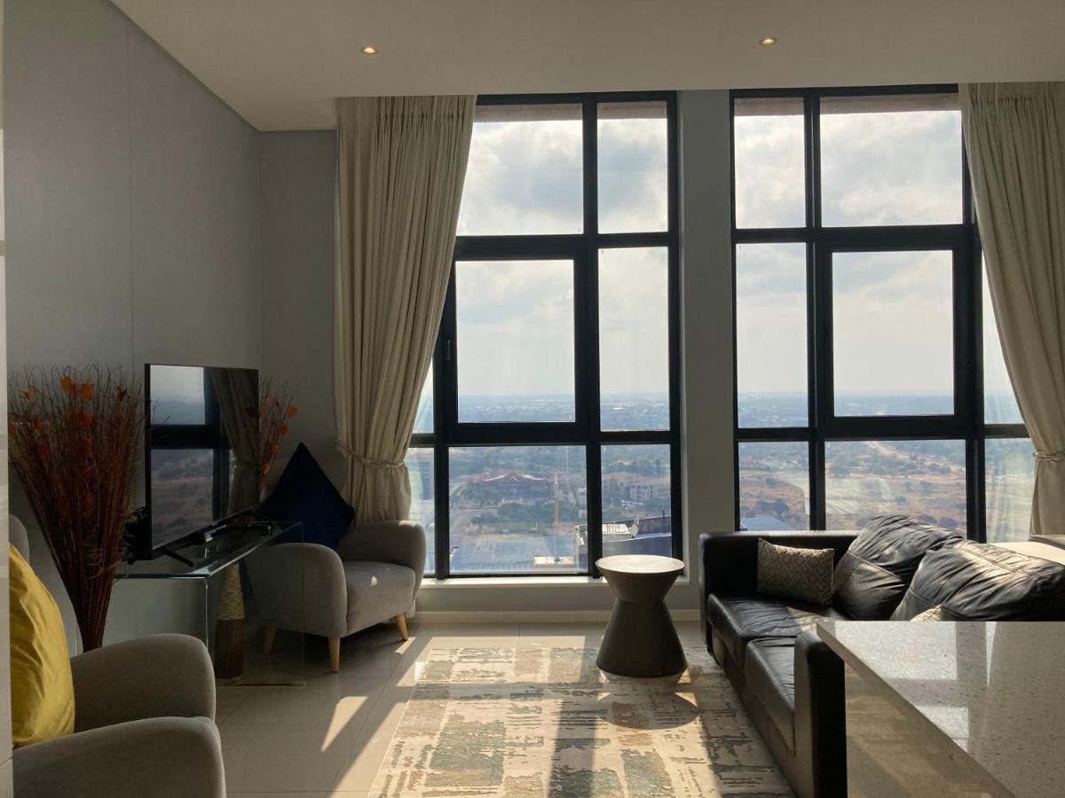 Urban Awe Apartment-Itowers 23Rd Floor Γκαμπορόνε Εξωτερικό φωτογραφία