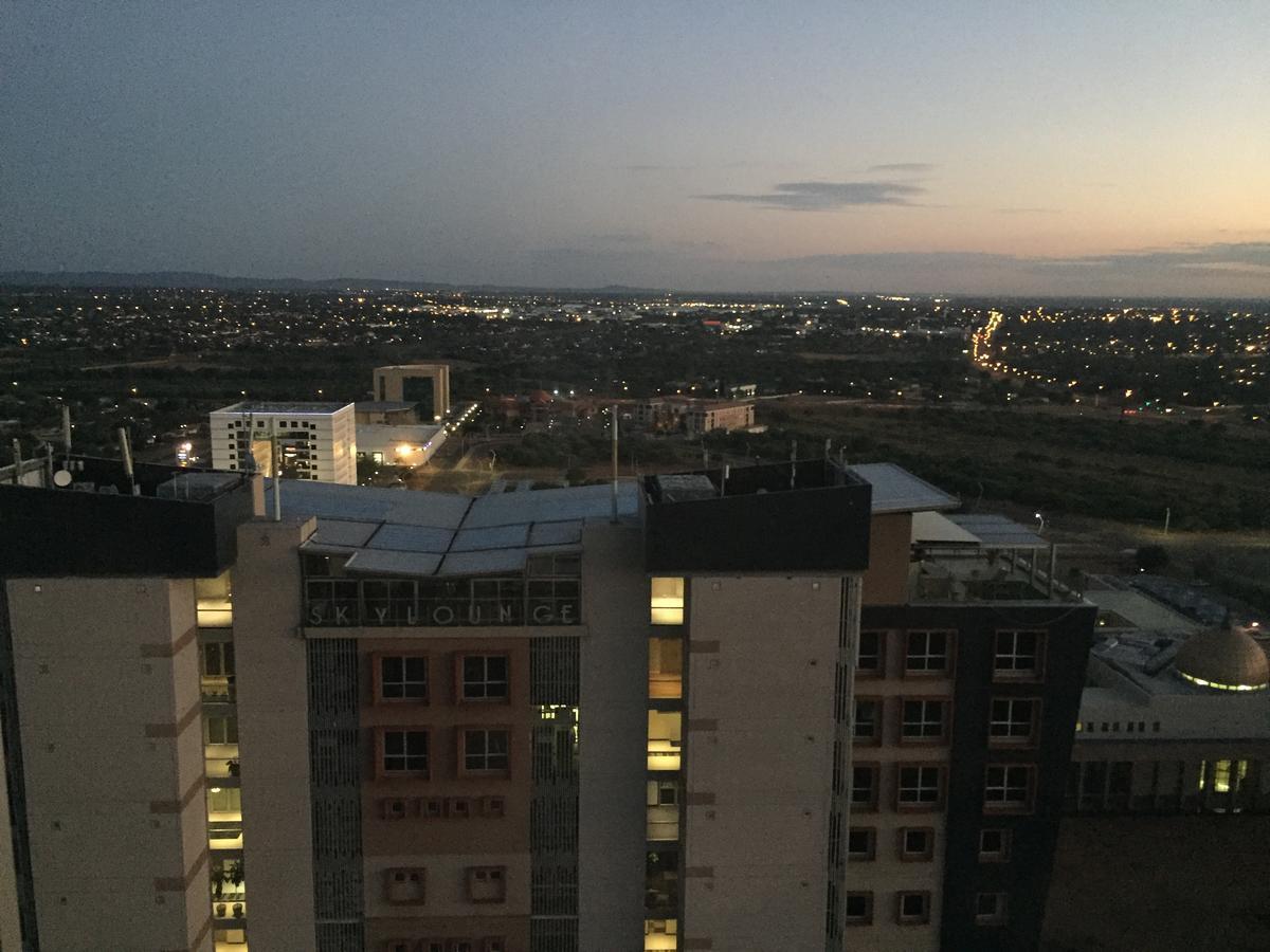 Urban Awe Apartment-Itowers 23Rd Floor Γκαμπορόνε Εξωτερικό φωτογραφία